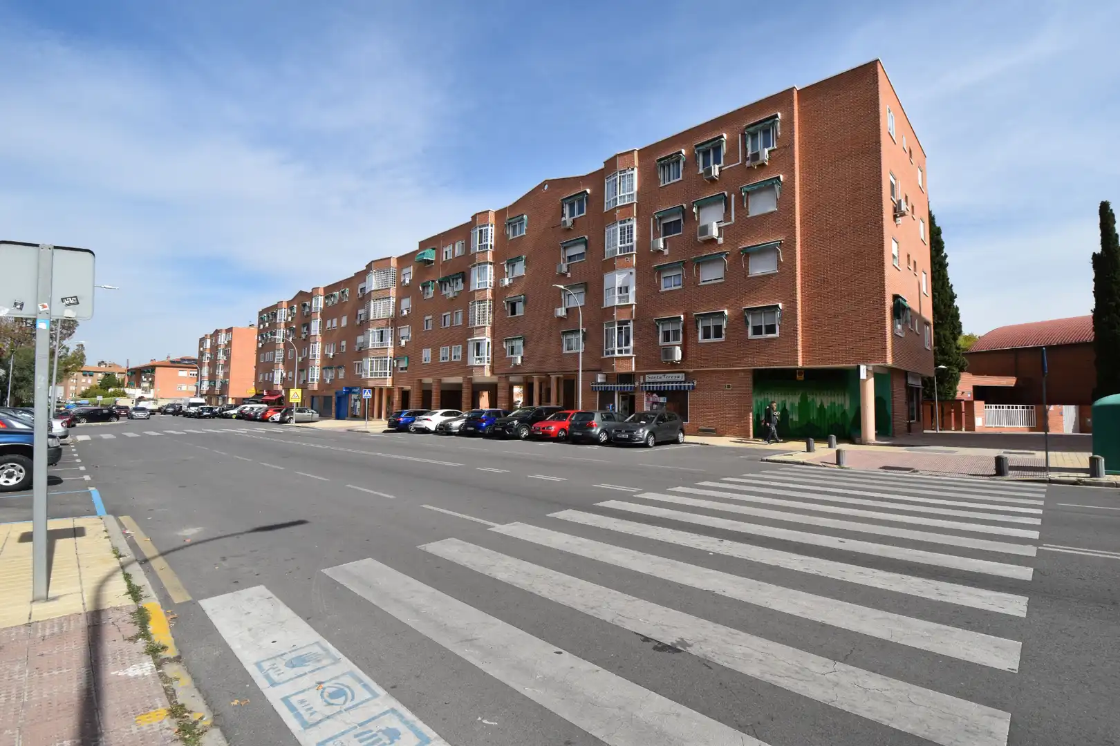 Vista exterior de Local de alquiler en Pinto con Aire acondicionado, Calefacción y Alarma