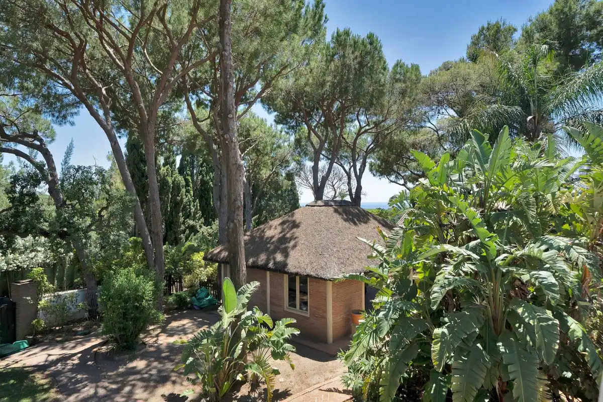Jardí de Casa o xalet en venda en Marbella amb Aire condicionat, Calefacció i Jardí privat