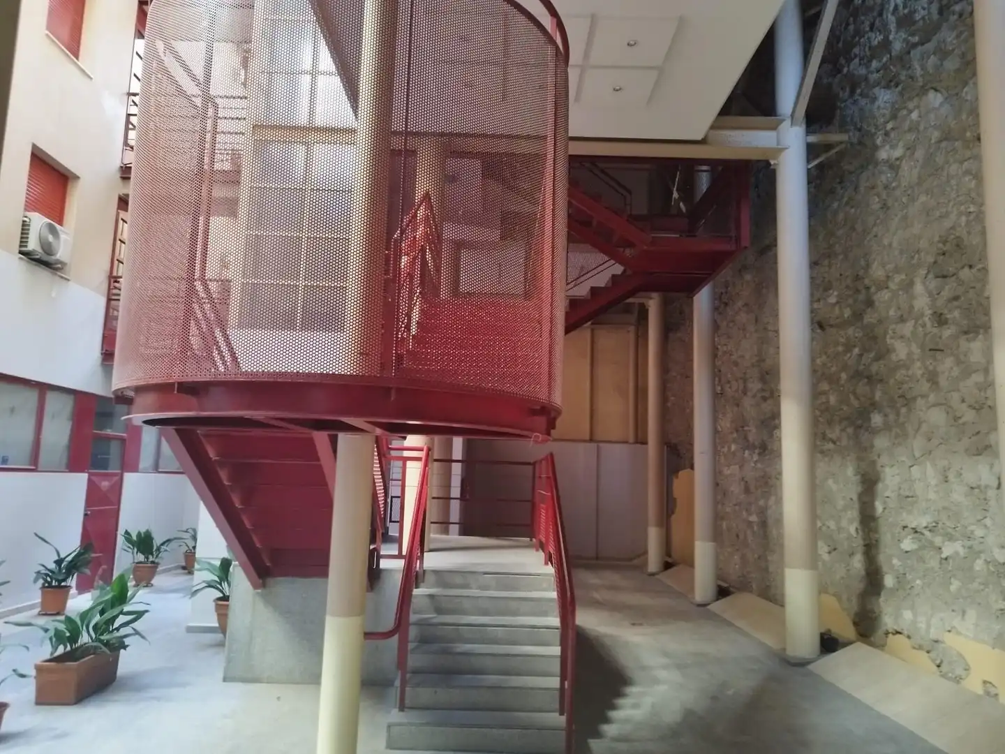 Estudi amb ascensor de lloguer a Calle De La Cava Baja, imagen 2
