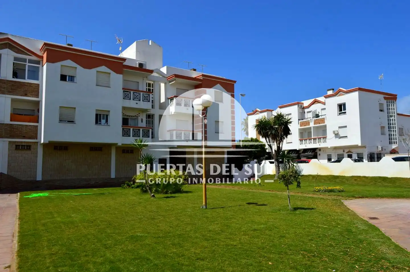 Vista exterior de Piso en venta en Rota con Terraza
