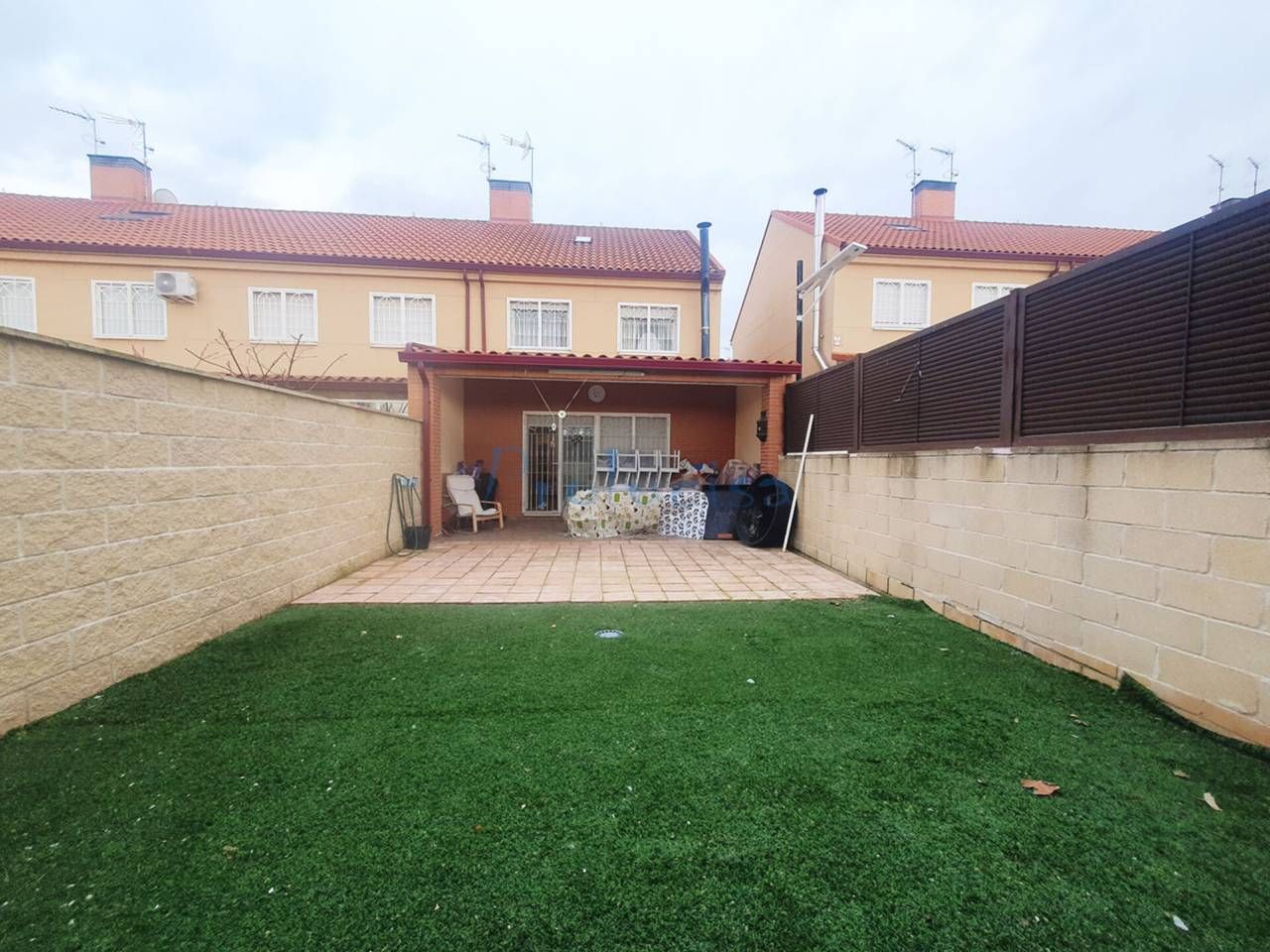 Jardí de Casa adosada en venda en Moraleja de Enmedio amb Calefacció i Terrassa
