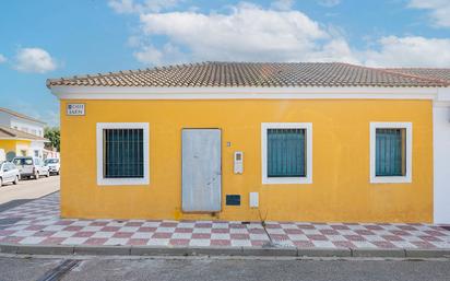 Vista exterior de Casa o xalet en venda en Burguillos