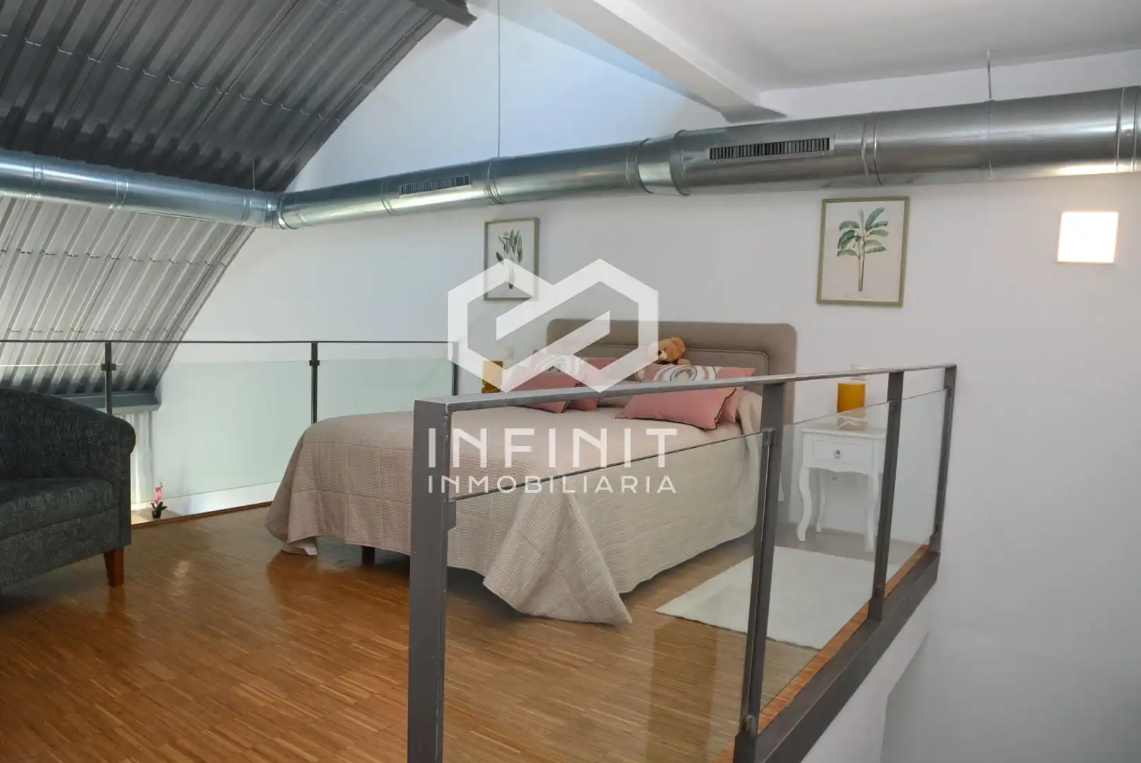 Lofts for sale in Reyes Católicos