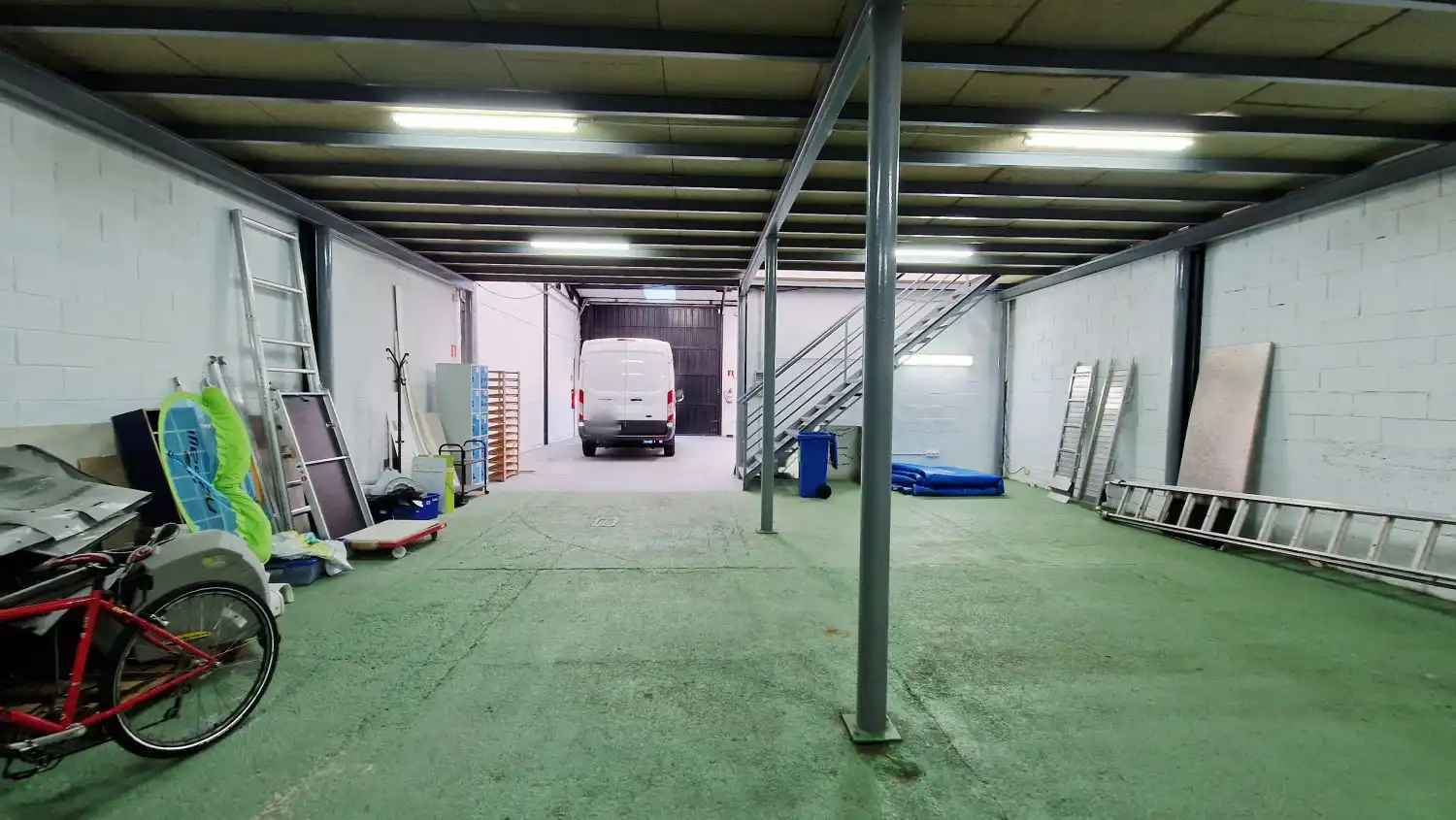 Fabrikhallen zum Verkauf in Torrelavega 