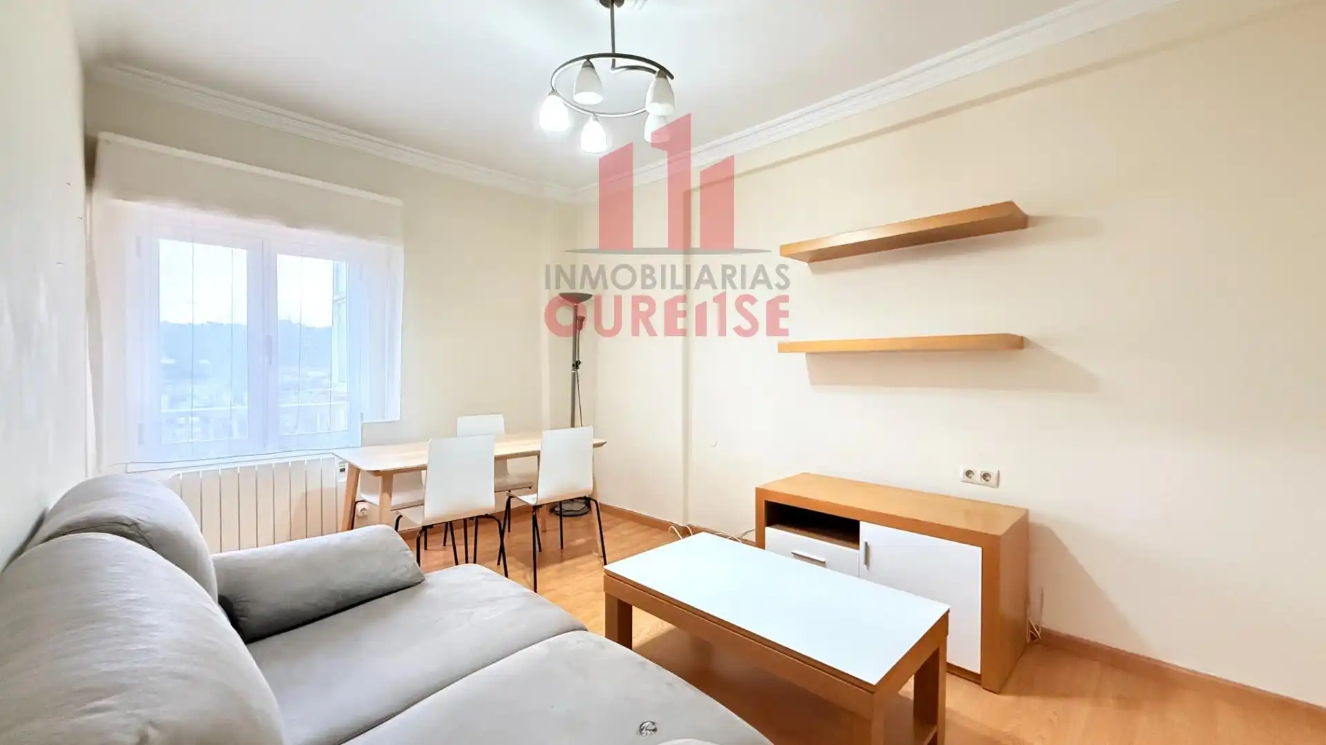 Vista exterior de Pis de lloguer en Ourense Capital  amb Calefacció i Moblat
