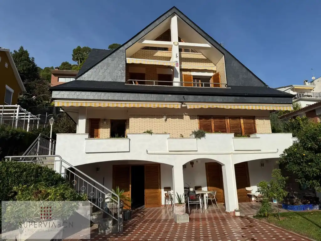 Vista exterior de Casa o chalet en venta en Vallirana