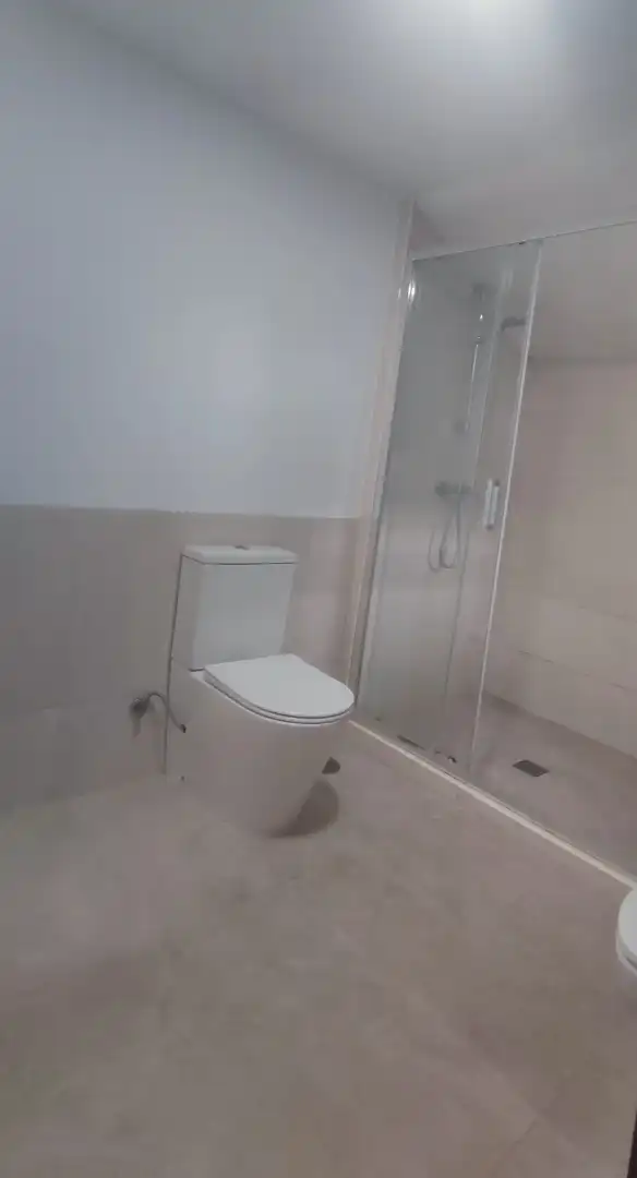 Baño de Piso en venta en Camas con Aire acondicionado, Calefacción y Parquet