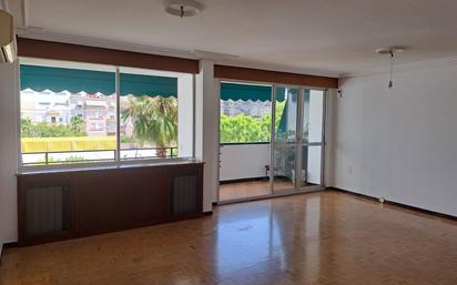 Living room of Flat for sale in  Sevilla Capital  with Terrace