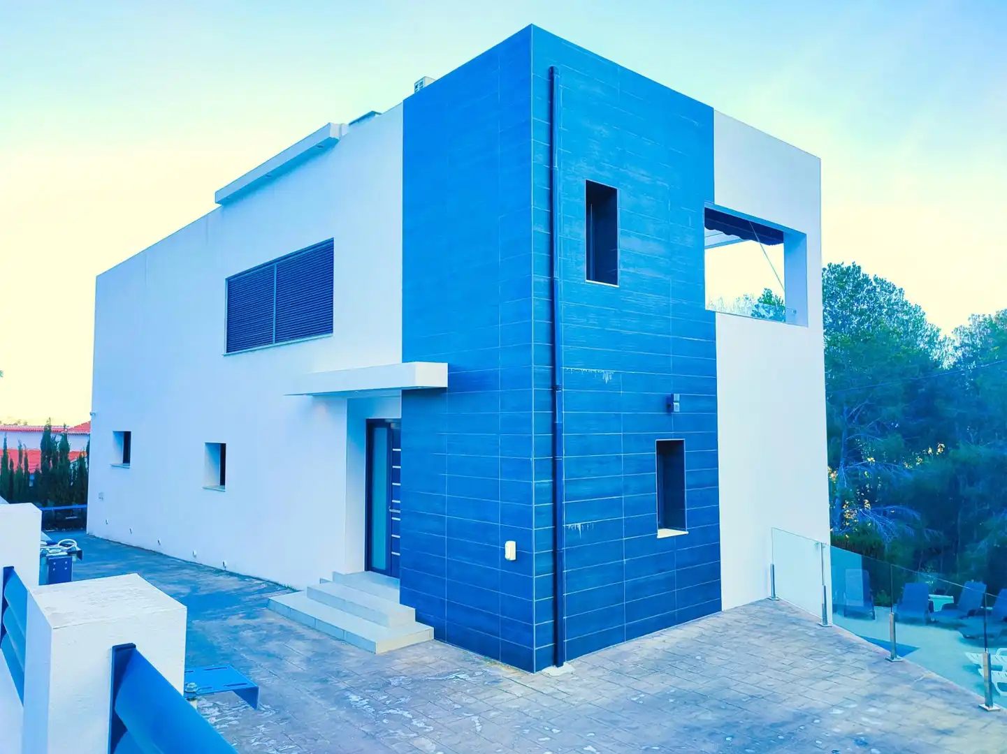 Vista exterior de Casa o xalet en venda en Calpe / Calp amb Aire condicionat, Jardí privat i Terrassa