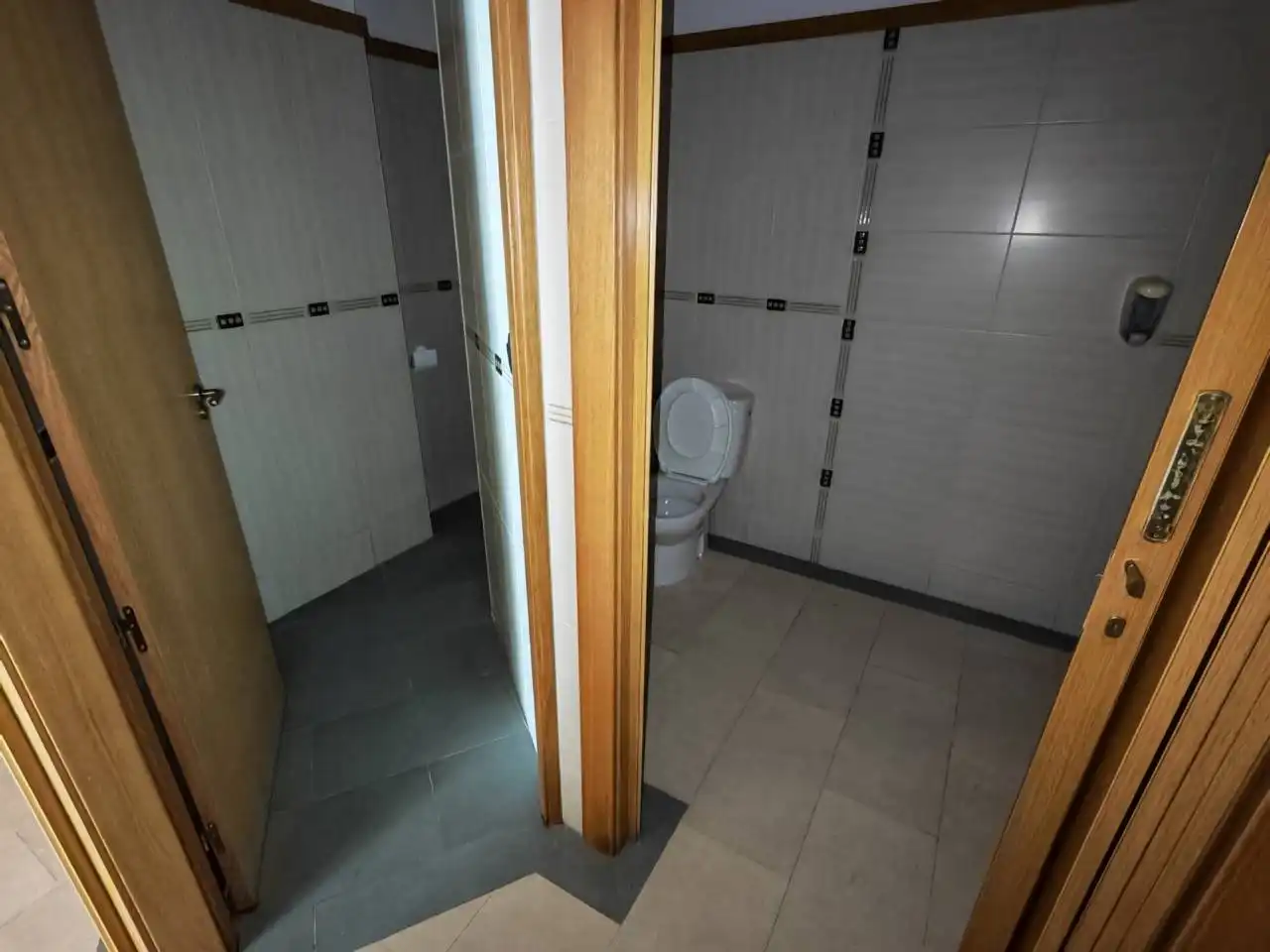 Business premises for sale in Paseo CALETILLA 4, imagen 19