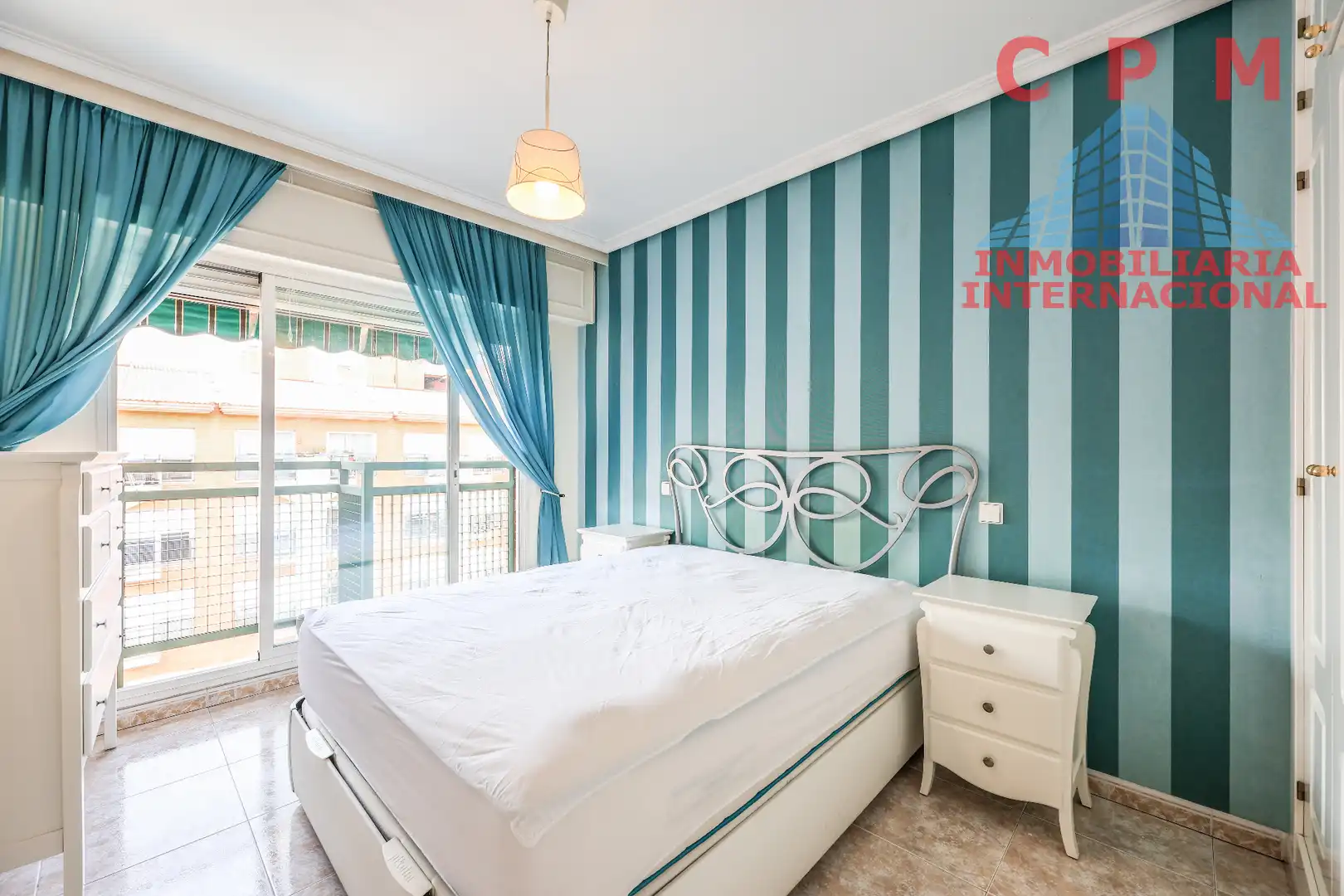Schlafzimmer von Wohnung zur Miete in Madrid mit Klimaanlage, Heizung und Parkett