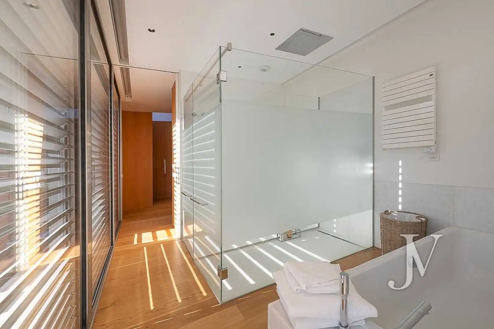 Baño de Casa o chalet en venta en Madrid con Aire acondicionado, Calefacción y Jardín privado