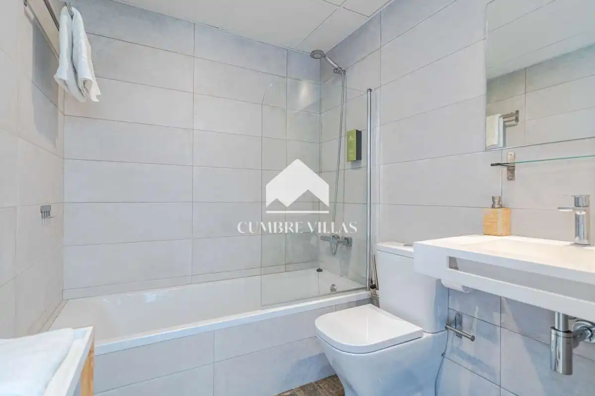 Bathroom of Houses for sale in Salobreña  with Private garden, Terrace and Storage room