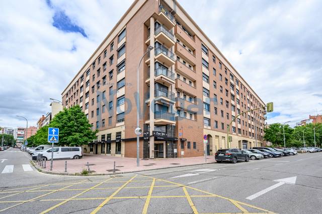 Piso en Venta en Calle Menorca en Villafontana - Estoril I
