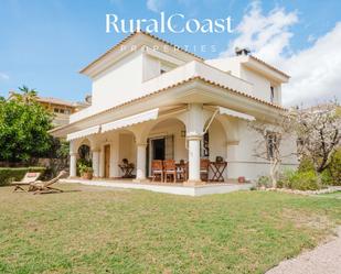 Vista exterior de Casa o xalet en venda en Mutxamel amb Calefacció, Terrassa i Piscina