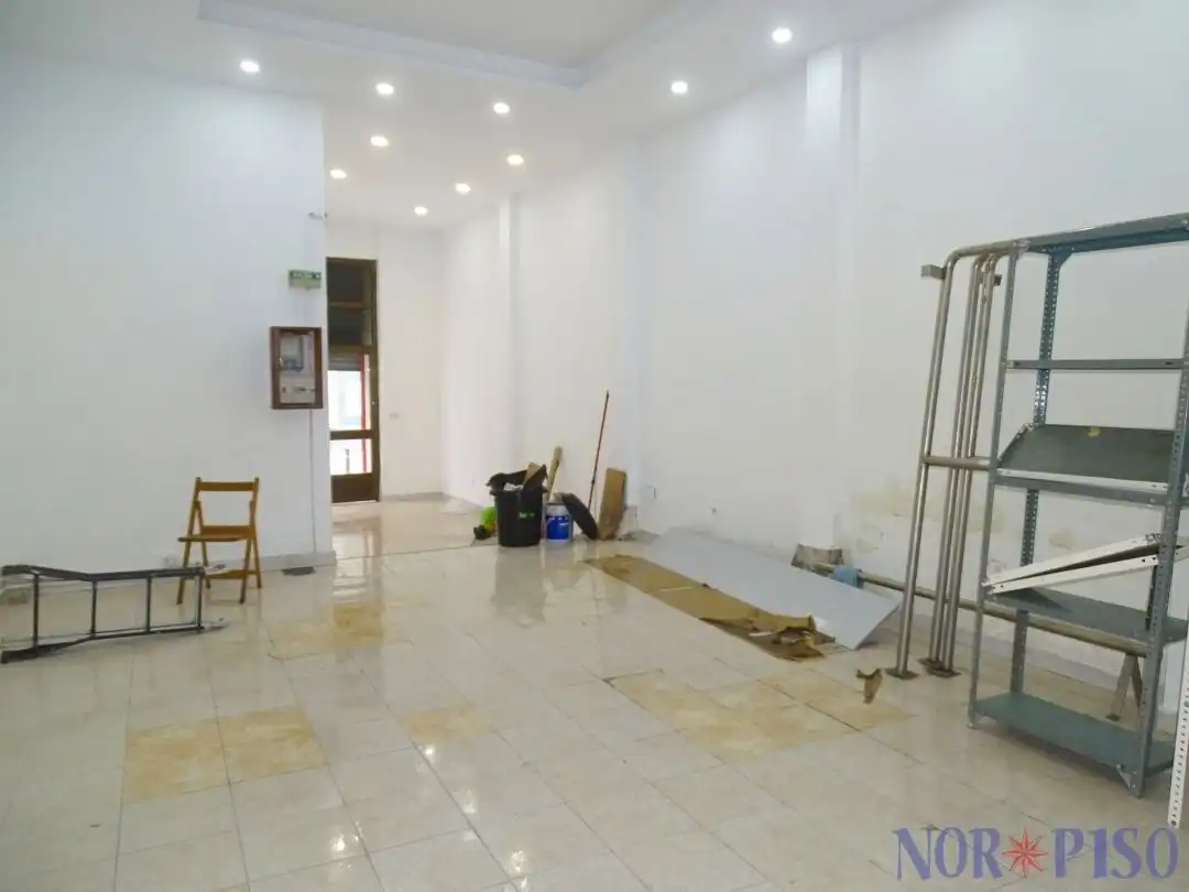 Local comercial en venda a Ibaiondo, imagen 4