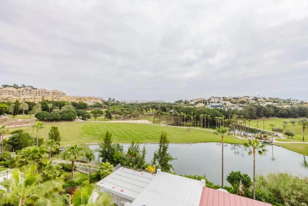Jardí de Casa adosada en venda en Benalmádena amb Aire condicionat, Calefacció i Jardí privat