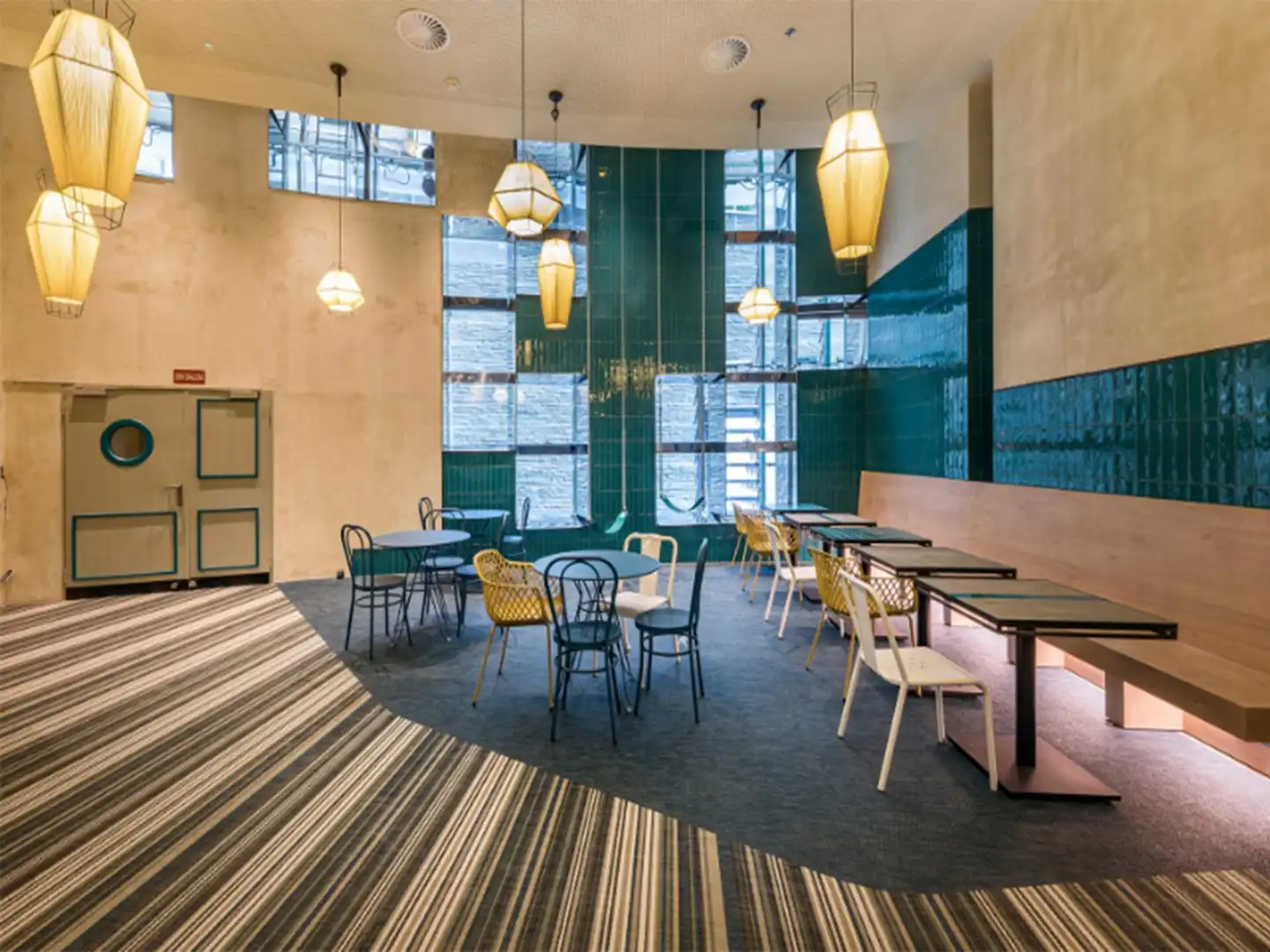 Dining room of Office for rent in Barcelona  with Air Conditioner, Heating and Furnished