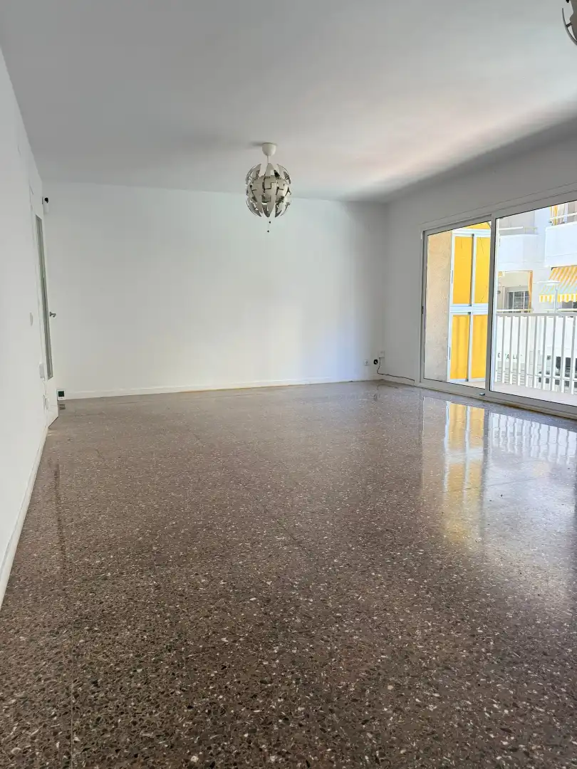 Flat with terrace for sale in Carrer d'Àngel Guimerà