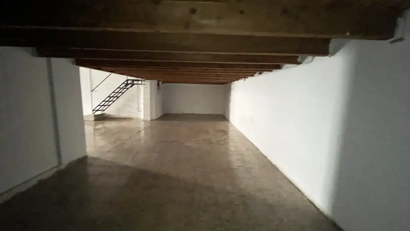 Local comercial en venda a C/ Bernat Metge, imagen 17