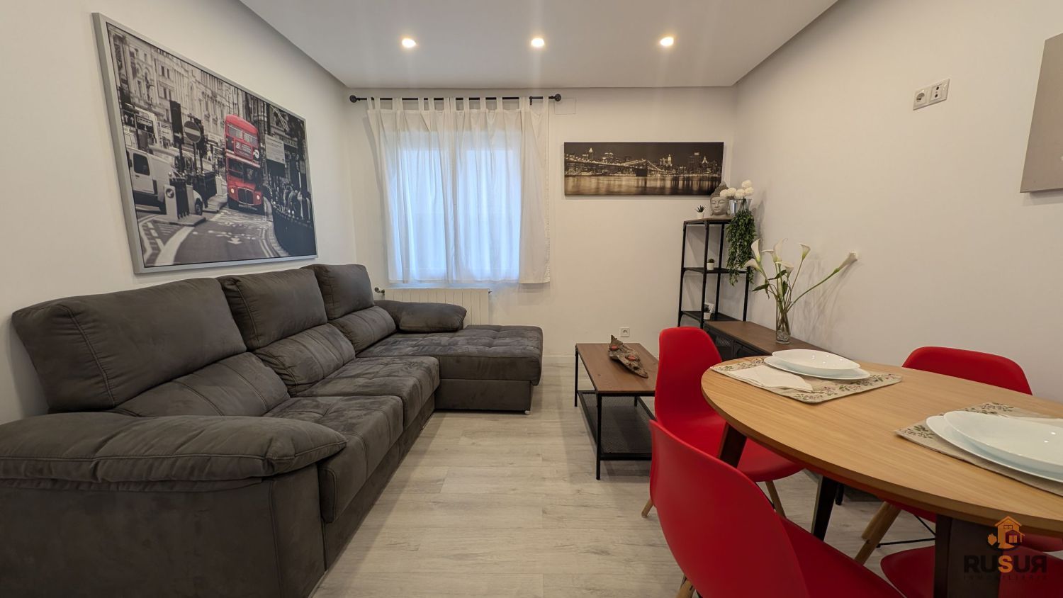 Sala de estar de Piso de alquiler en Santander con Calefacción y Amueblado
