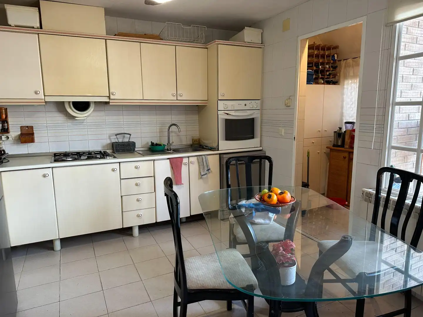 Cuina de Casa adosada en venda en Alicante / Alacant amb Aire condicionat, Calefacció i Jardí privat