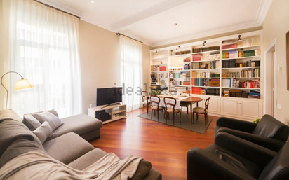 Living room of Flat for sale in  Barcelona Capital  with Air Conditioner, Terrace and Balcony