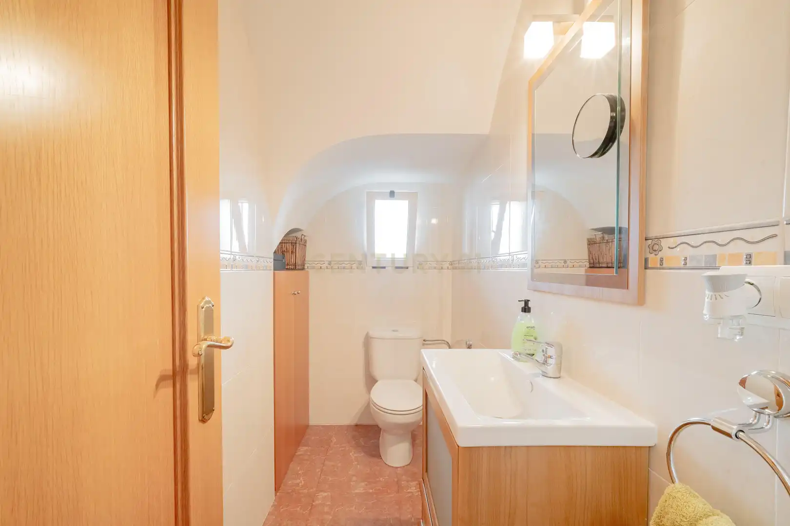 Baño de Casa adosada en venta en Náquera con Trastero, Piscina y Horno