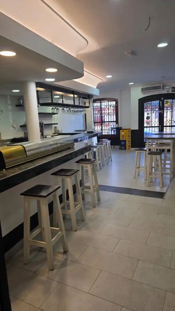 Local en venta en Madridejos con Aire acondicionado