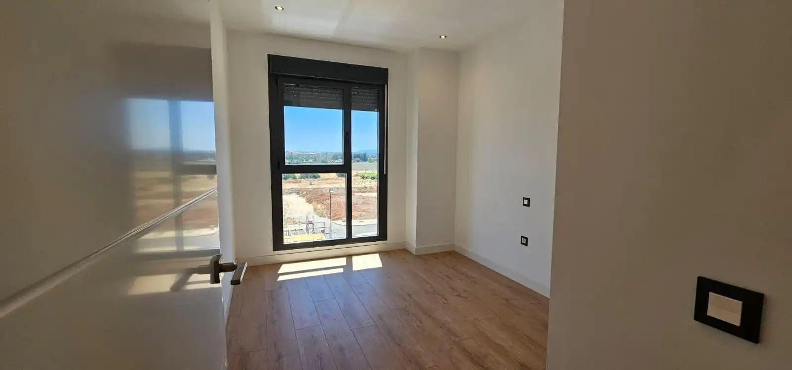 Schlafzimmer von Wohnungen zur Miete in Badajoz mit Klimaanlage, Heizung und Terrasse