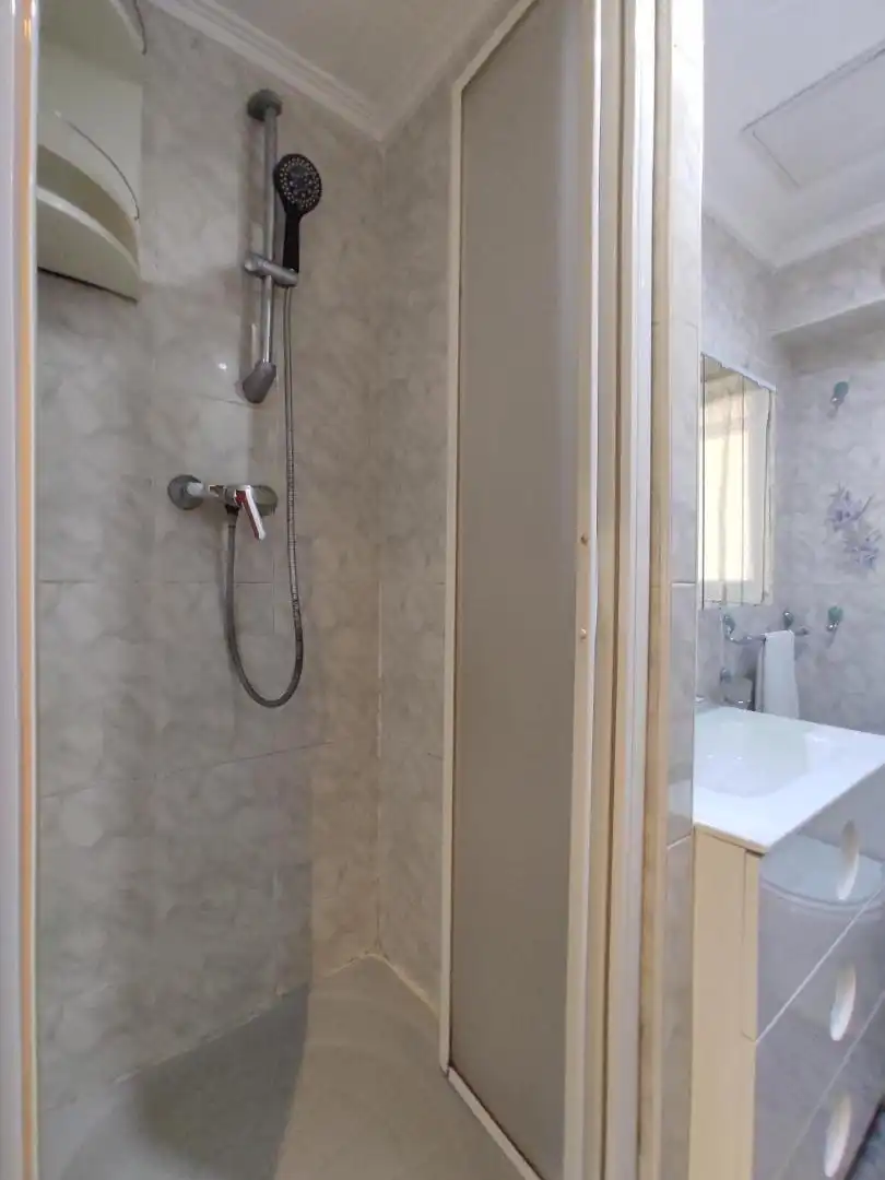 Badezimmer von Wohnung zum Verkauf in Valencia