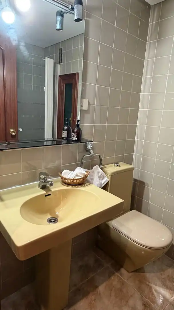 Badezimmer von Wohnung zur Miete in Xàtiva mit Klimaanlage, Terrasse und Ofen
