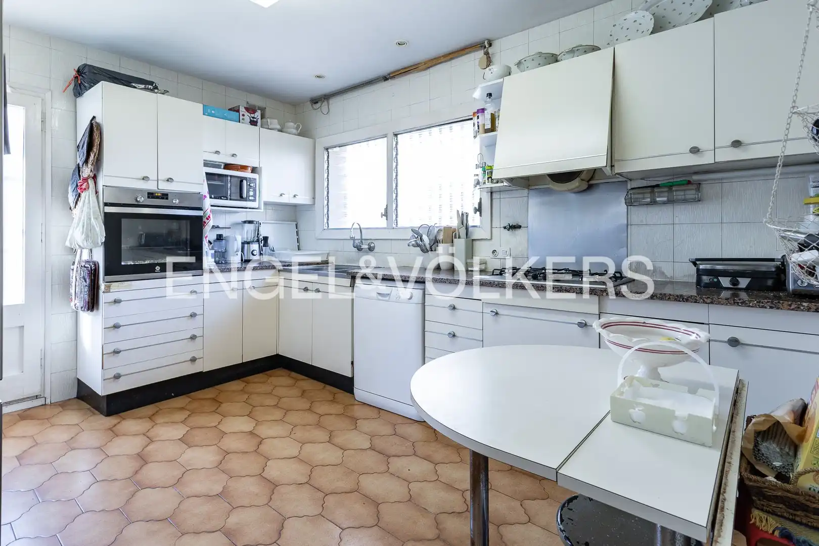 Cuina de Apartament en venda en Premià de Dalt amb Calefacció, Jardí privat i Terrassa