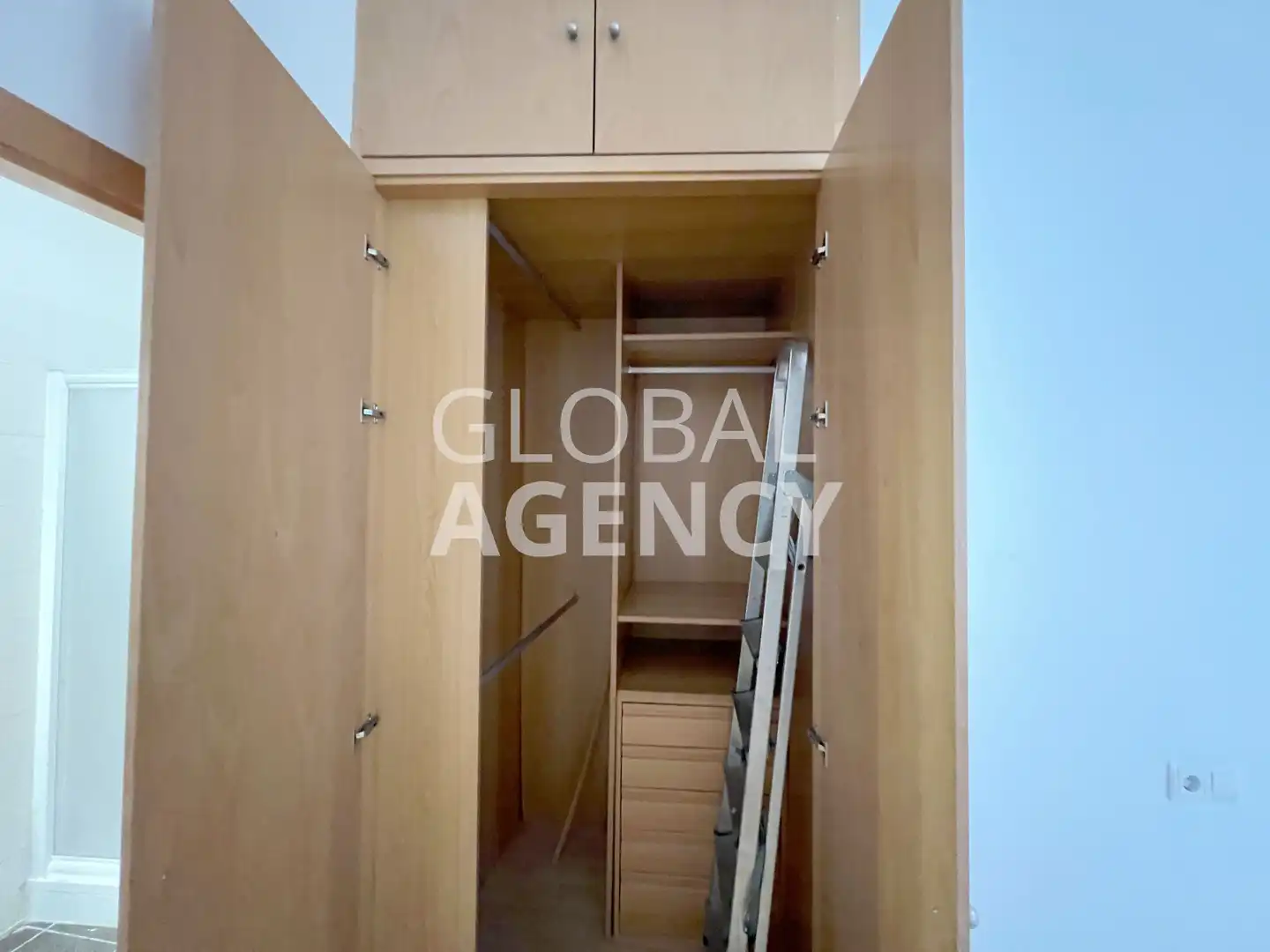 Duplexes for sale in Madrid  with Heating, Oven and Washing machine