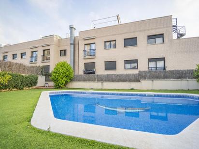 Schwimmbecken von Wohnungen zum verkauf in Roda de Berà mit Heizung, Terrasse und Alarm