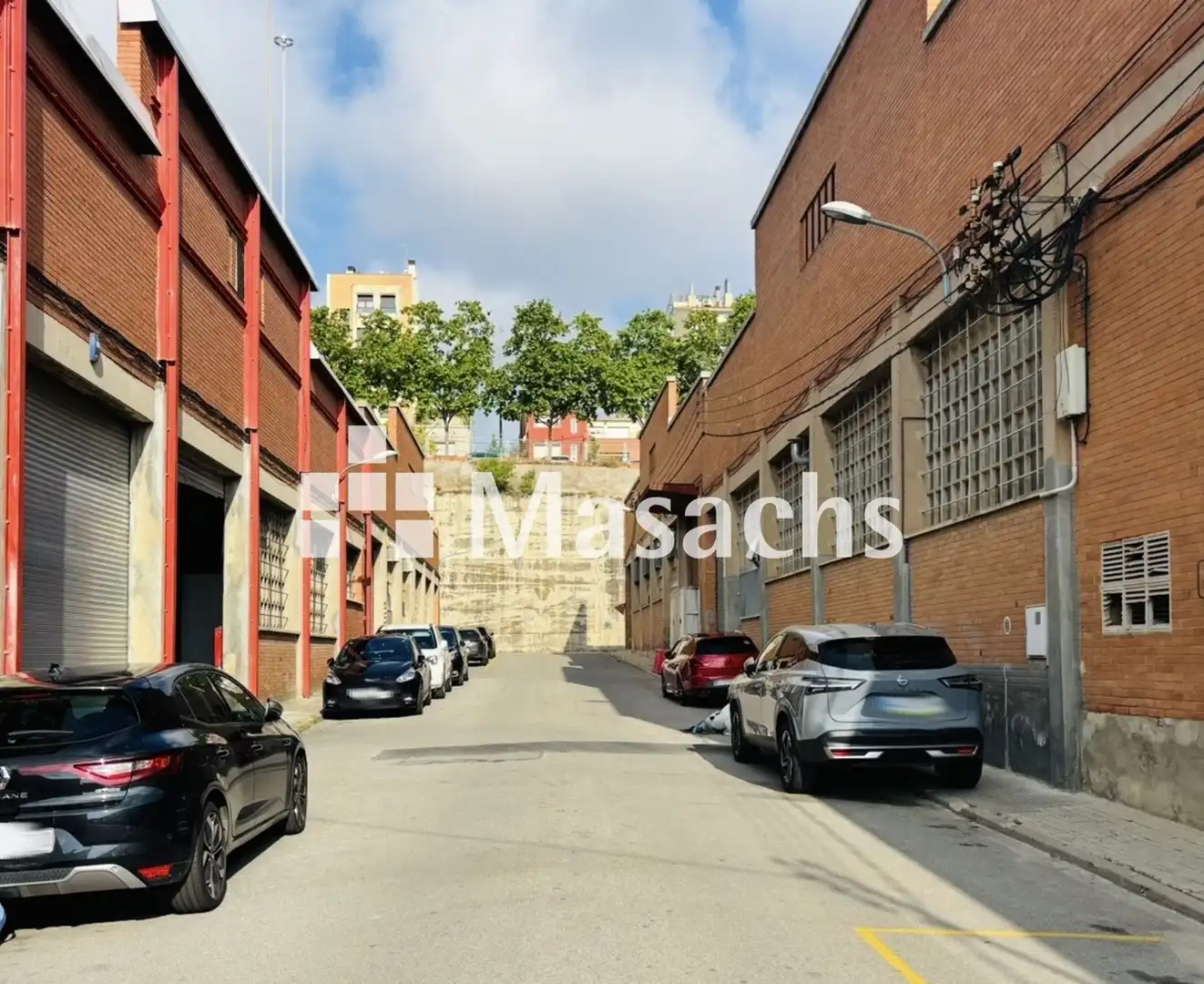 Vista exterior de Nave industrial de alquiler en Terrassa