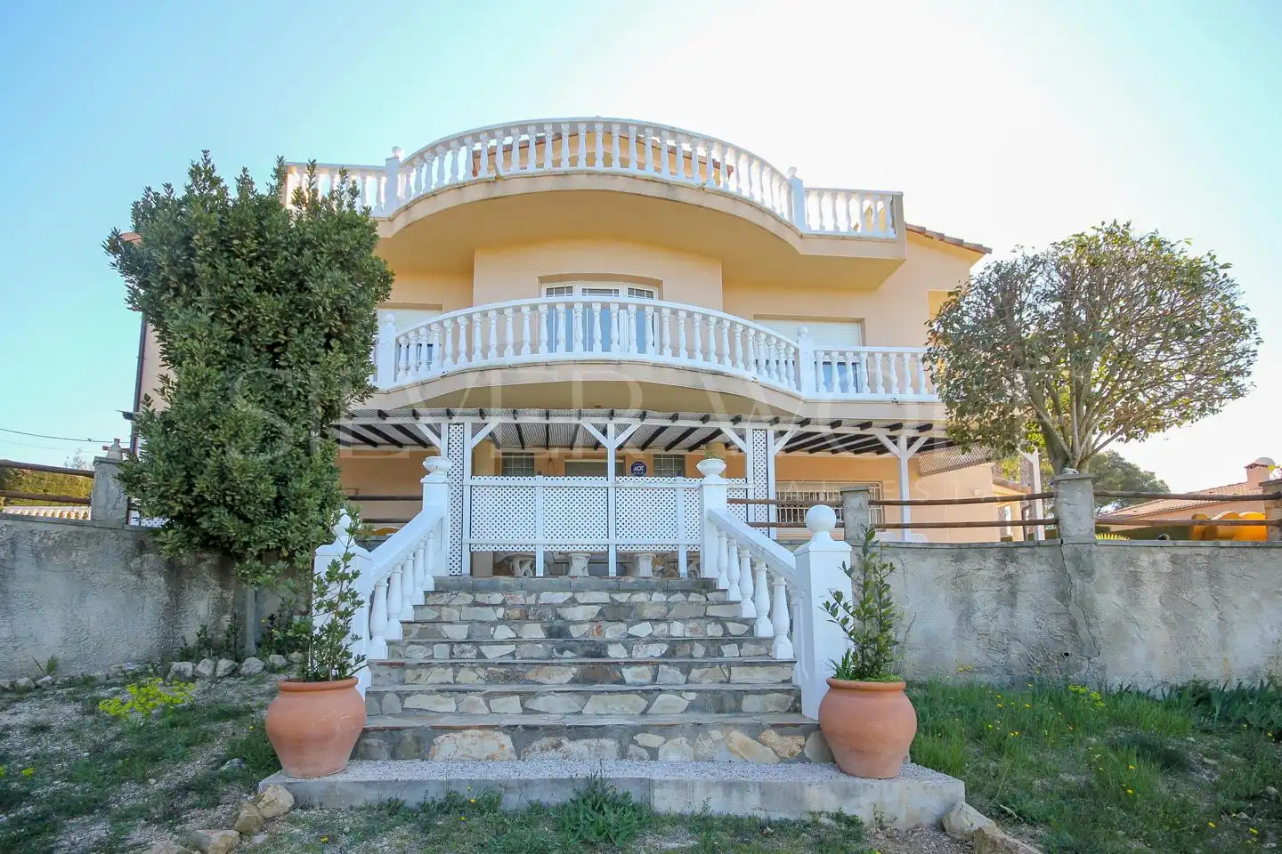 Casa con jardín en venta en Olivella