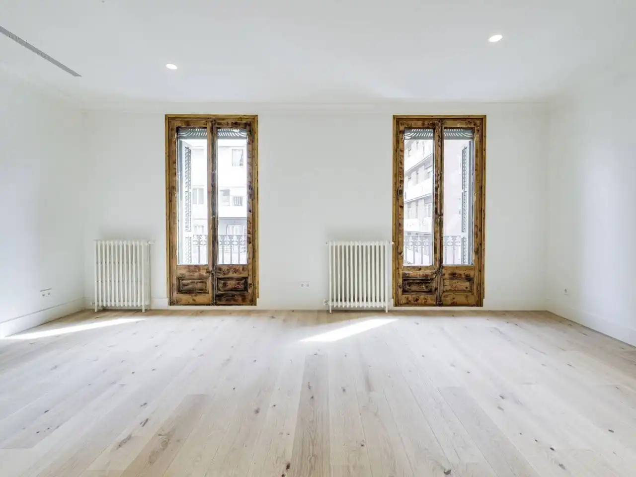 Flat for sale in Madrid  with Air Conditioner, Heating and Parquet flooring
