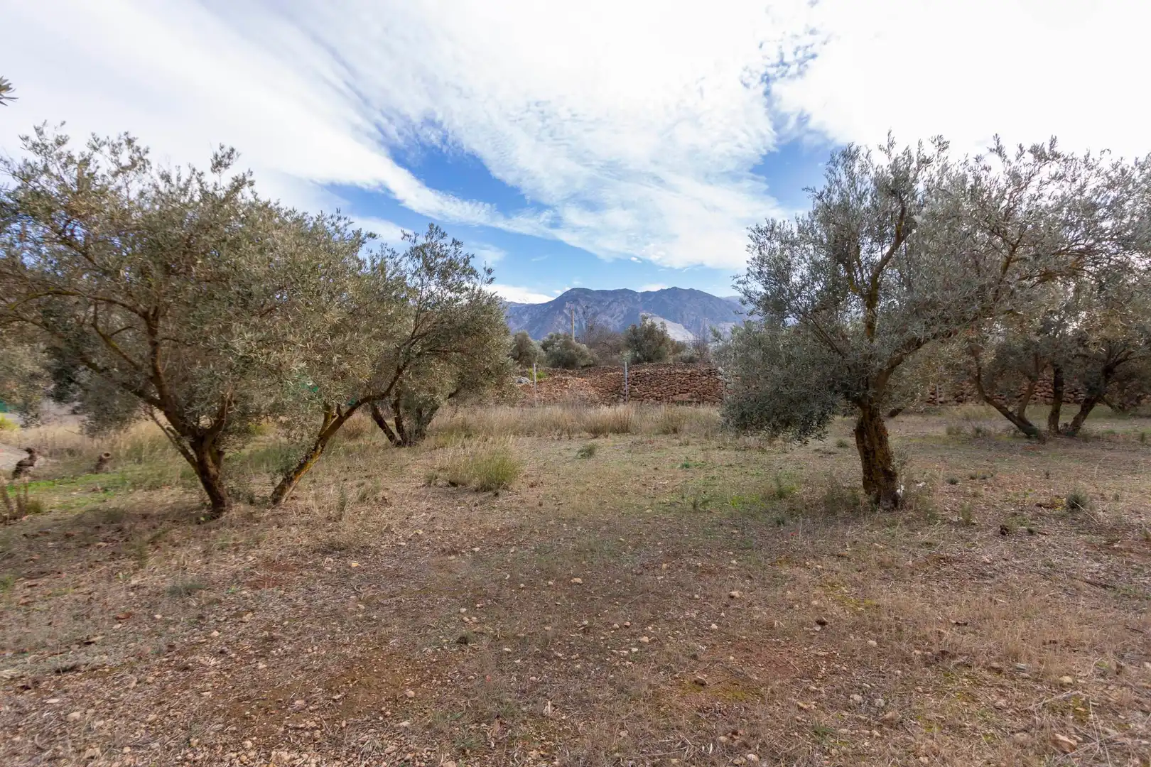 Country house zum Verkauf in Dúrcal mit Privatgarten und Terrasse