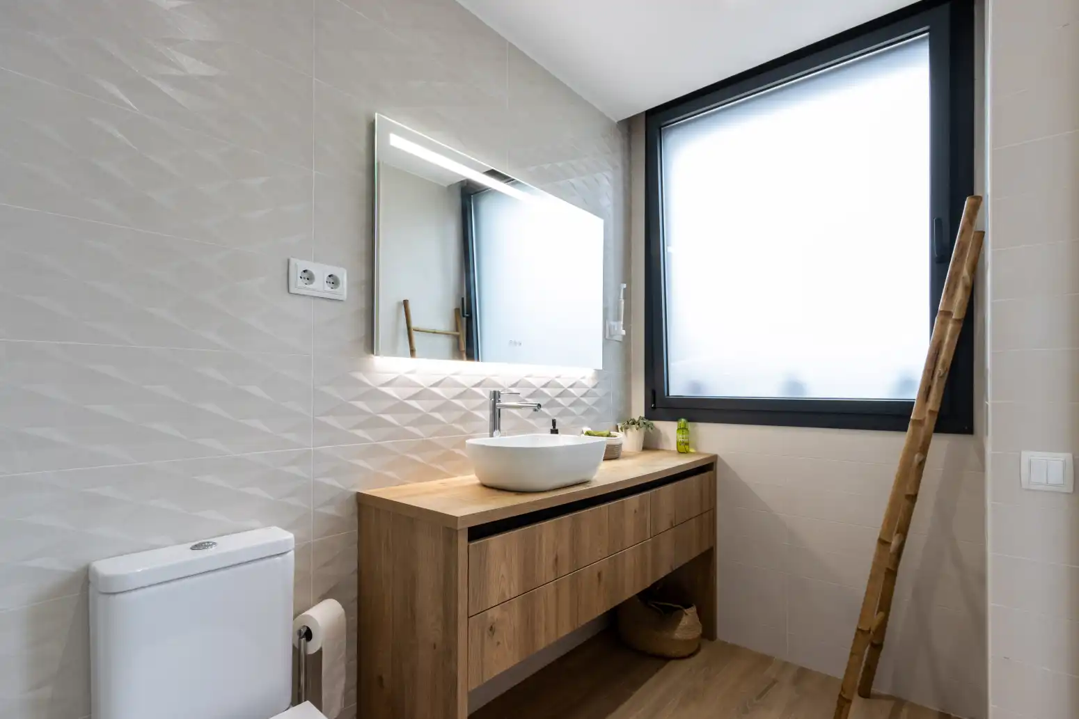 Bathroom of Houses for sale in Ponent