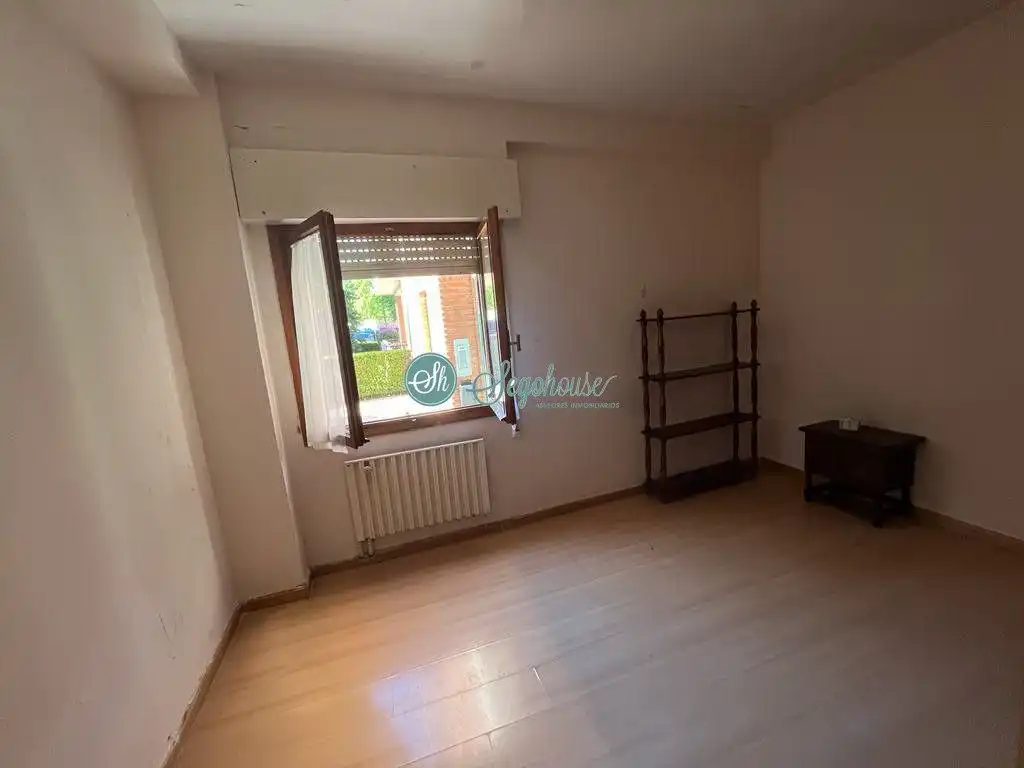 Bedroom of Flat for sale in Segovia  with Terrace