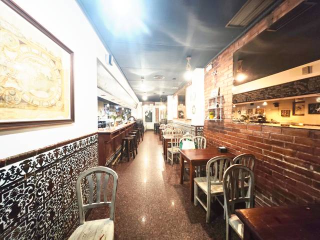 Local comercial en Venta en Calle de Miguel Servet en Embajadores - Lavapiés