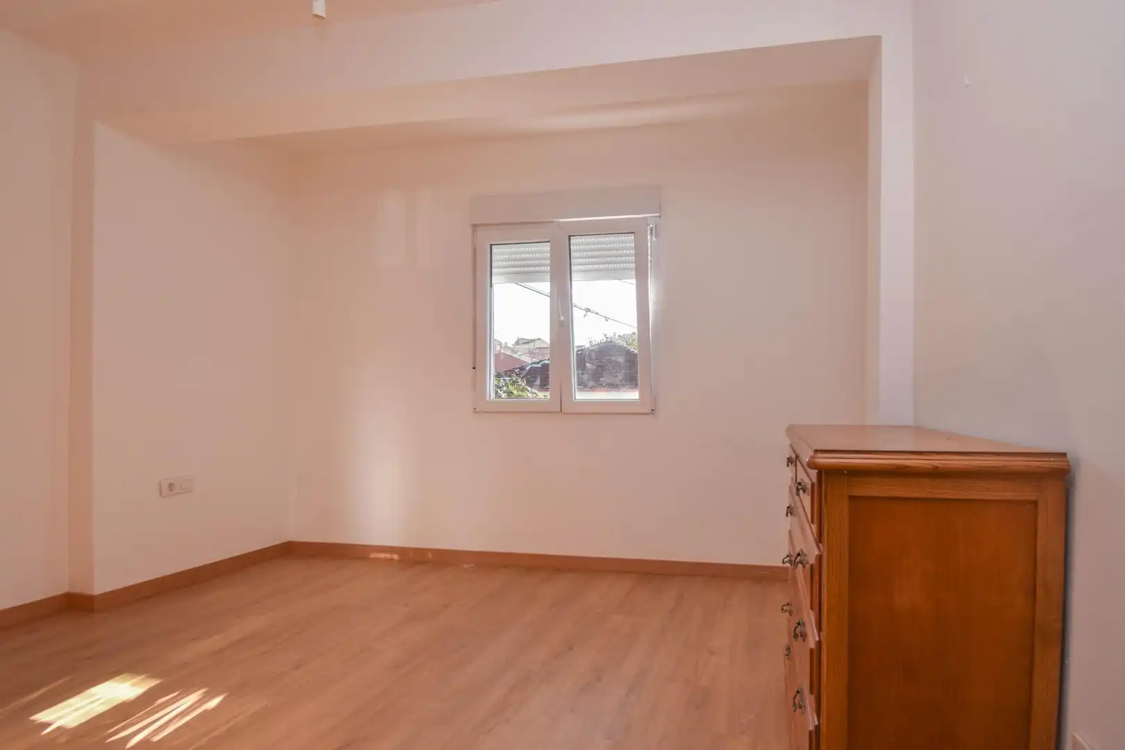 Bedroom of Flat for rent in Cambre , A Coruña