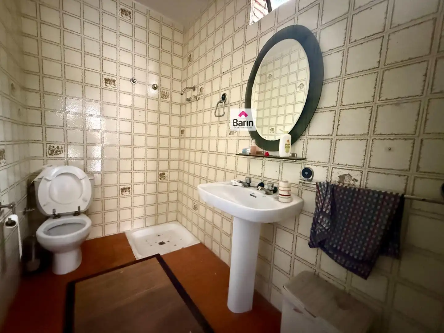 Bany de Casa o xalet en venda en Córdoba amb Jardí privat, Terrassa i Traster