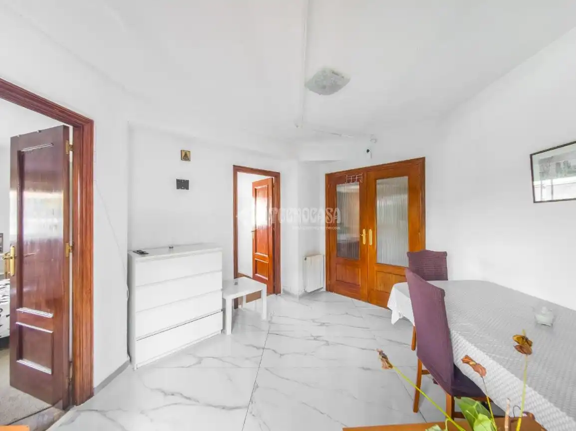 Piso en venta en Madrid con Calefacción y Terraza
