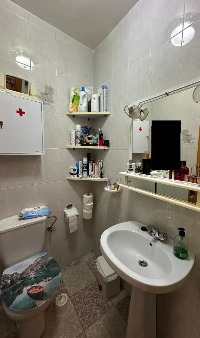 Bany de Casa o xalet en venda en Úbeda amb Aire condicionat i Terrassa