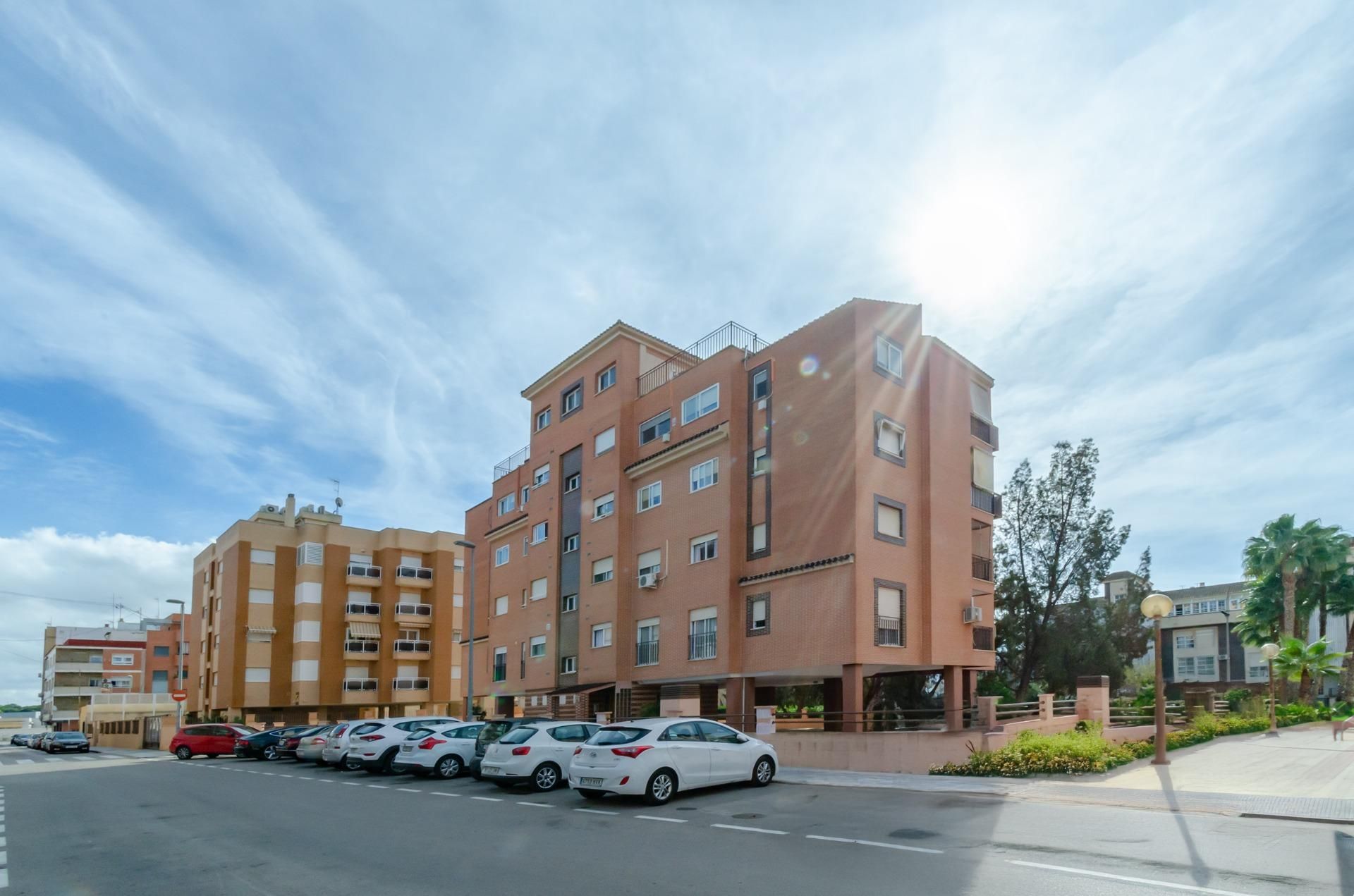 Vista exterior de Pis en venda en Cartagena amb Traster i Balcó