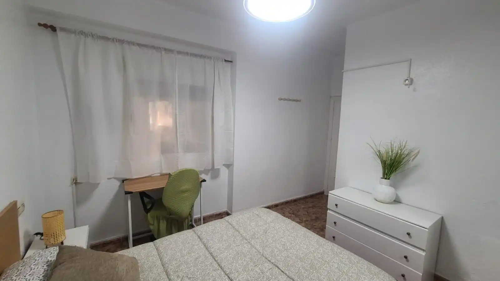 Bedroom of Apartments for rent in Almería  with Air Conditioner and Furnished
