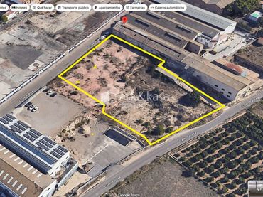 Terreno industrial en venta en Moncada