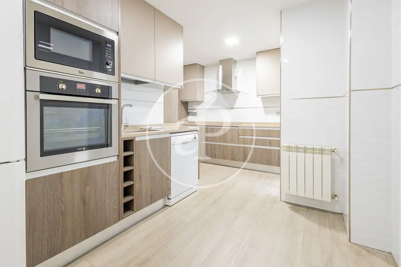 Kitchen of Flat for sale in Fuencarral - El Pardo